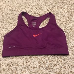 Nike Pro M Sports Bra - Magenta